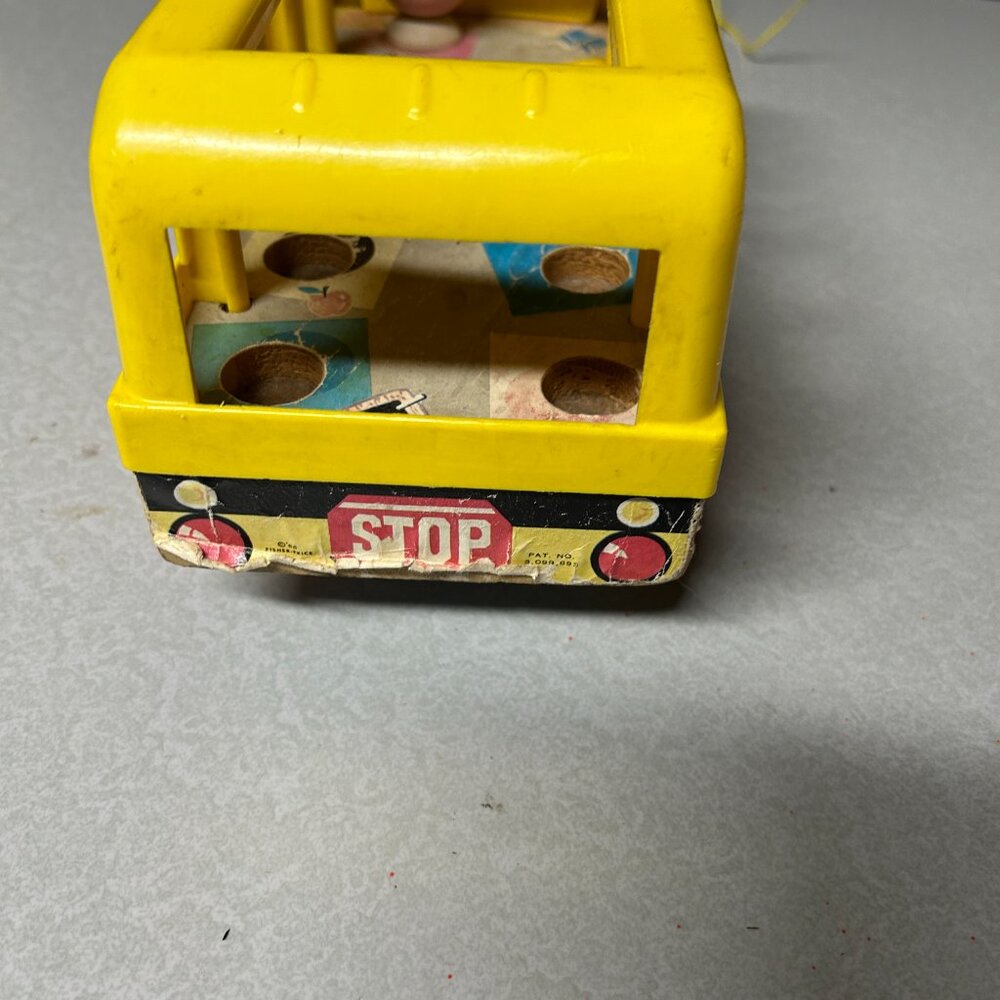 Vintage Fisher Price Little People Play Family School Bus Pull Toy #192 - Picture 6 of 9